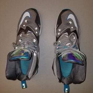 Lebron 13 Blue Lagoon